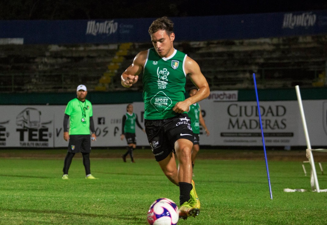 Urgidos de un triunfo, Venados y Leones Negros chocan mañana